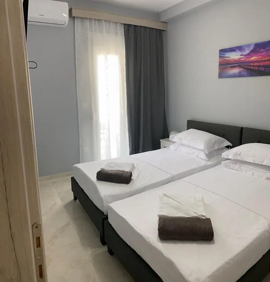 Umbrella Apartment Peraia